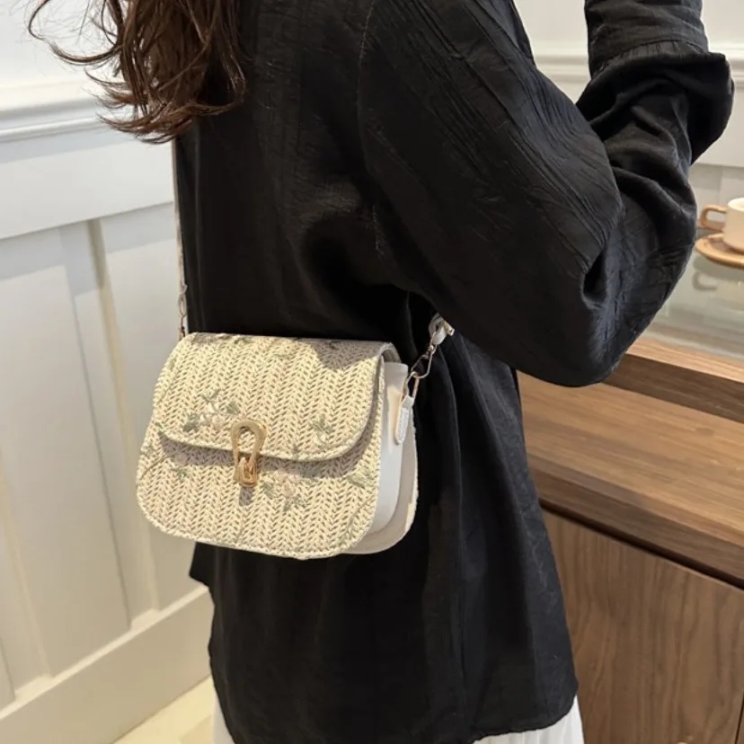 Mental PU Weave Crossbody Bag Soft Embroidery Hasp Straw Bag Khaki White Flower Pattern Handbag Work