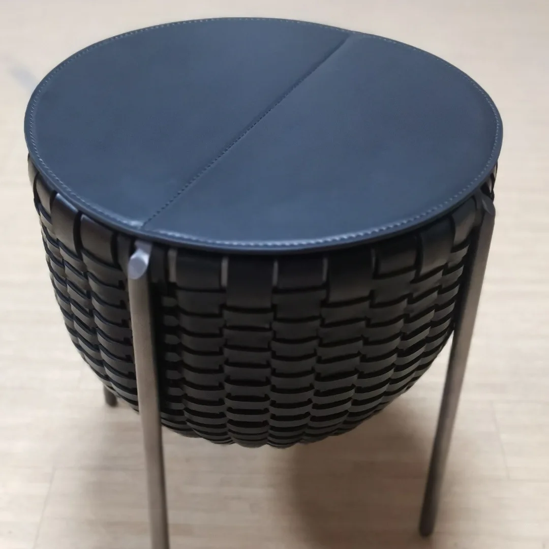

Italian light luxury saddle leather woven round living room coffee table stainless steel creative corner table