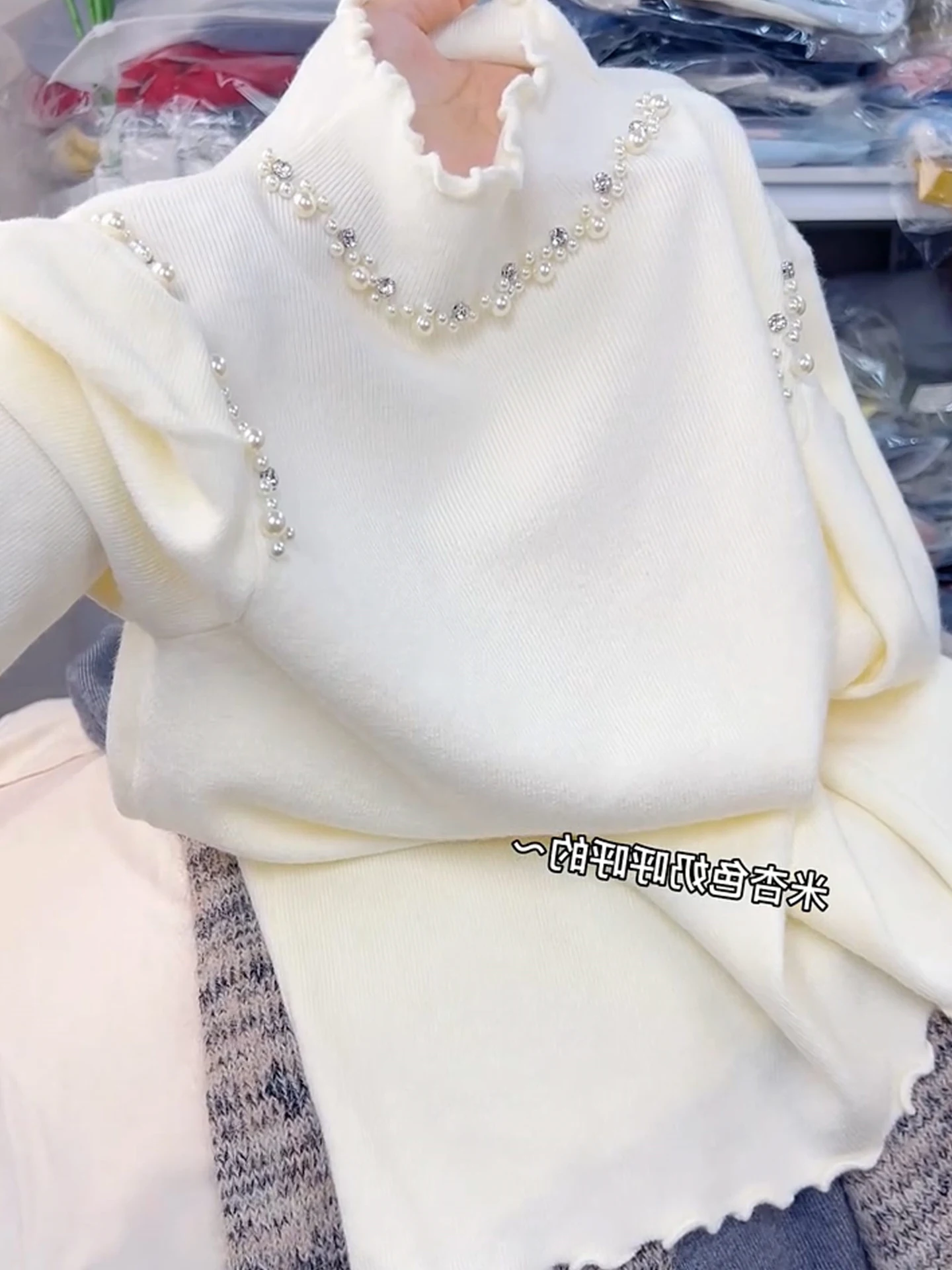 

Faionable Knitted Sweater Heavy Embelliment Long Sve Base Layer Top Korean Sle Loose Fit Soft Fabric Winter Design