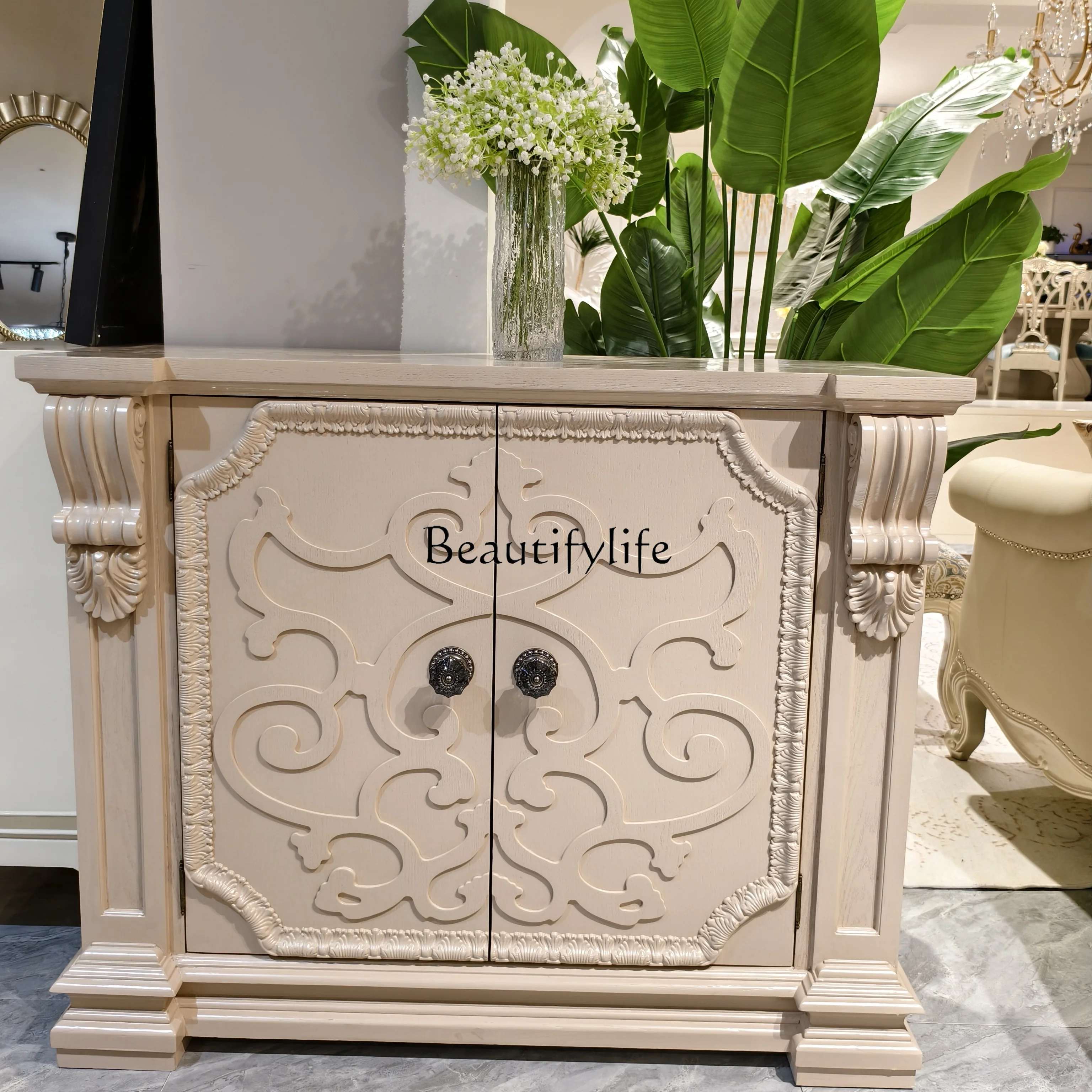 

French retro old solid wood dining side cabinet American luxury engraved door cabinet high-end household locker