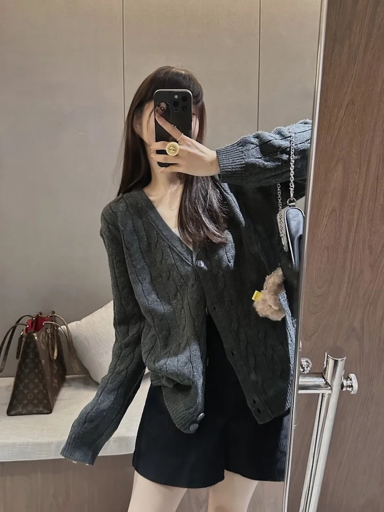 

Женский вязаный кардиган Moizjey Berlin с вышивкой, свободный крой, V-образный вырез, повседневная верхняя одежда, длинный рукав