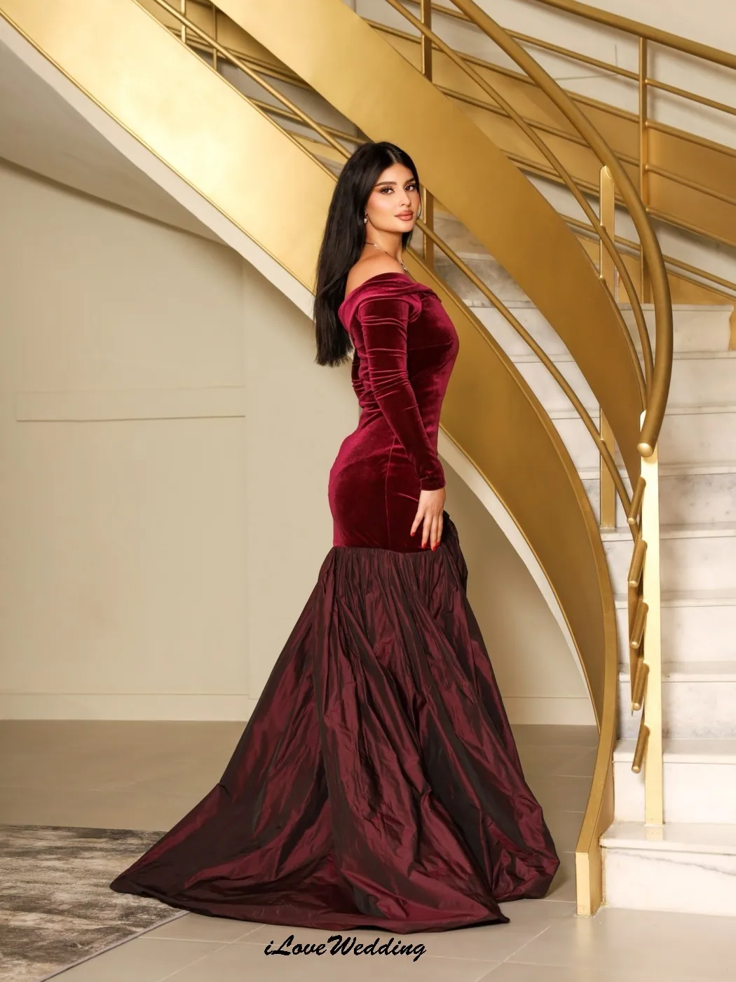 레드 오프숄더 프롬 드레스 2025 A라인 플리츠 웨딩 파티 드레스 여성용 게스트 정장 가운 플로어 길이 맞춤 제작