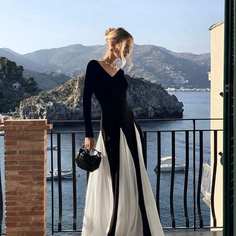 เดรสวินเทจคอวีสีดำขาวทรงเอไลน์บานปลายแขน ดีไซน์หรูหราไม่ซ้ำใครสำหรับผู้หญิง ชุดราตรีออกงานฤดูใบไม้ร่วง ชุดไปงานพรอม ชุดเดรสยาว