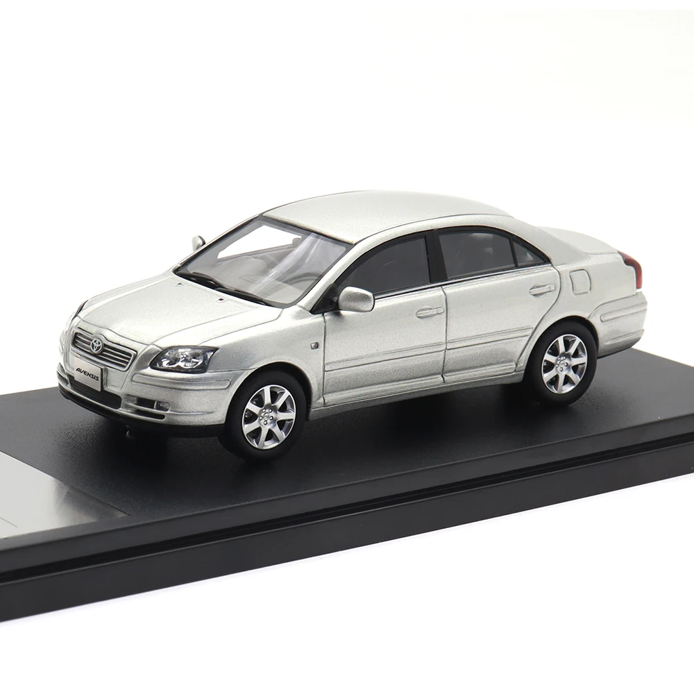 Hi-story 1:43 Toyota Avensis Li Resin Car Model