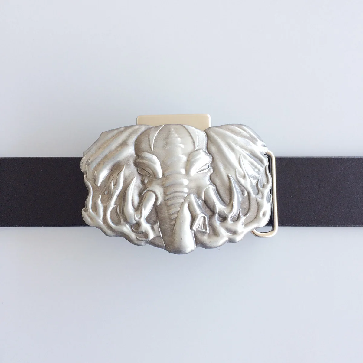 Hebilla de cinturón Vintage Western Wildlife Elephant Lighter, también disponible en los EE. UU. Gurtelschnalle Boucle de ceinture BUCKLE-LT019