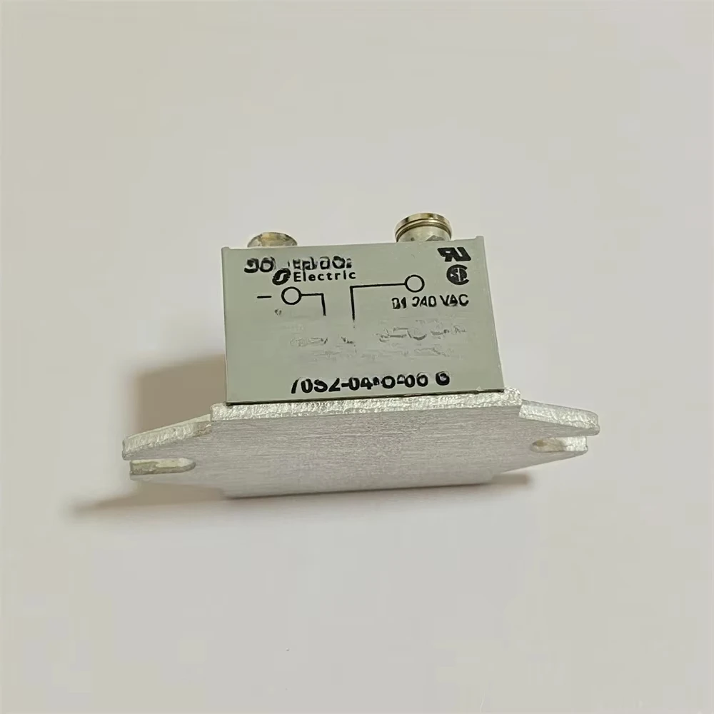 70S2-04-C-06-SSCHNEIDER Solid State Relay 6A | 24-240VAC
