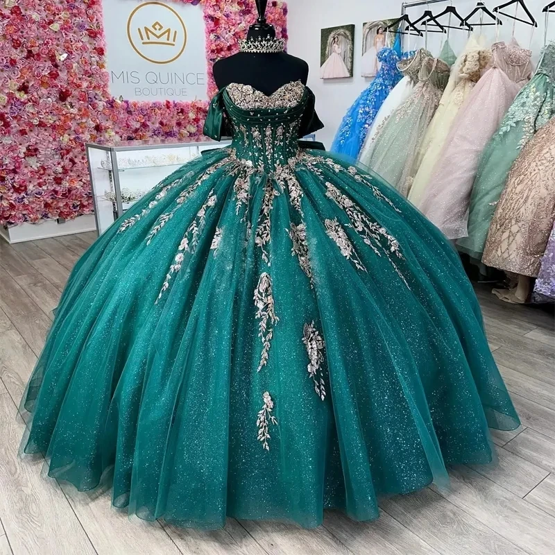 

Emearald Green Sparkly Quinceaneraes Off Shoulder Applique Lace Crystal Beads Tull Corset Vestido 15 Anos Lace-Up Sweet 16