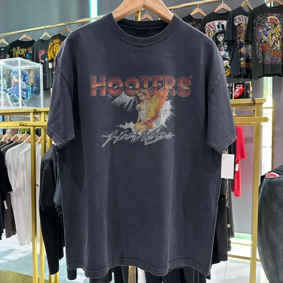 90s Hooters 'Hotwings' Rare Washed Black T-Shirt Vintage Breathable Tee Streetwear Oversized Loose Casual