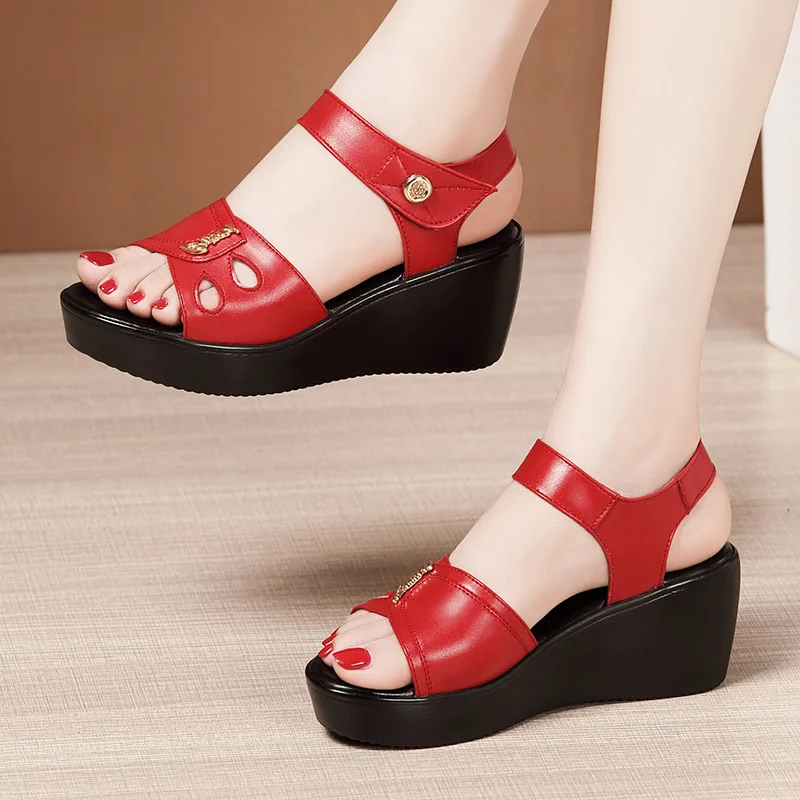 High quality summer leather wedge sandals for women 6cm high heel 2024 size 32 33 43 platform open toe elegant shoe black white