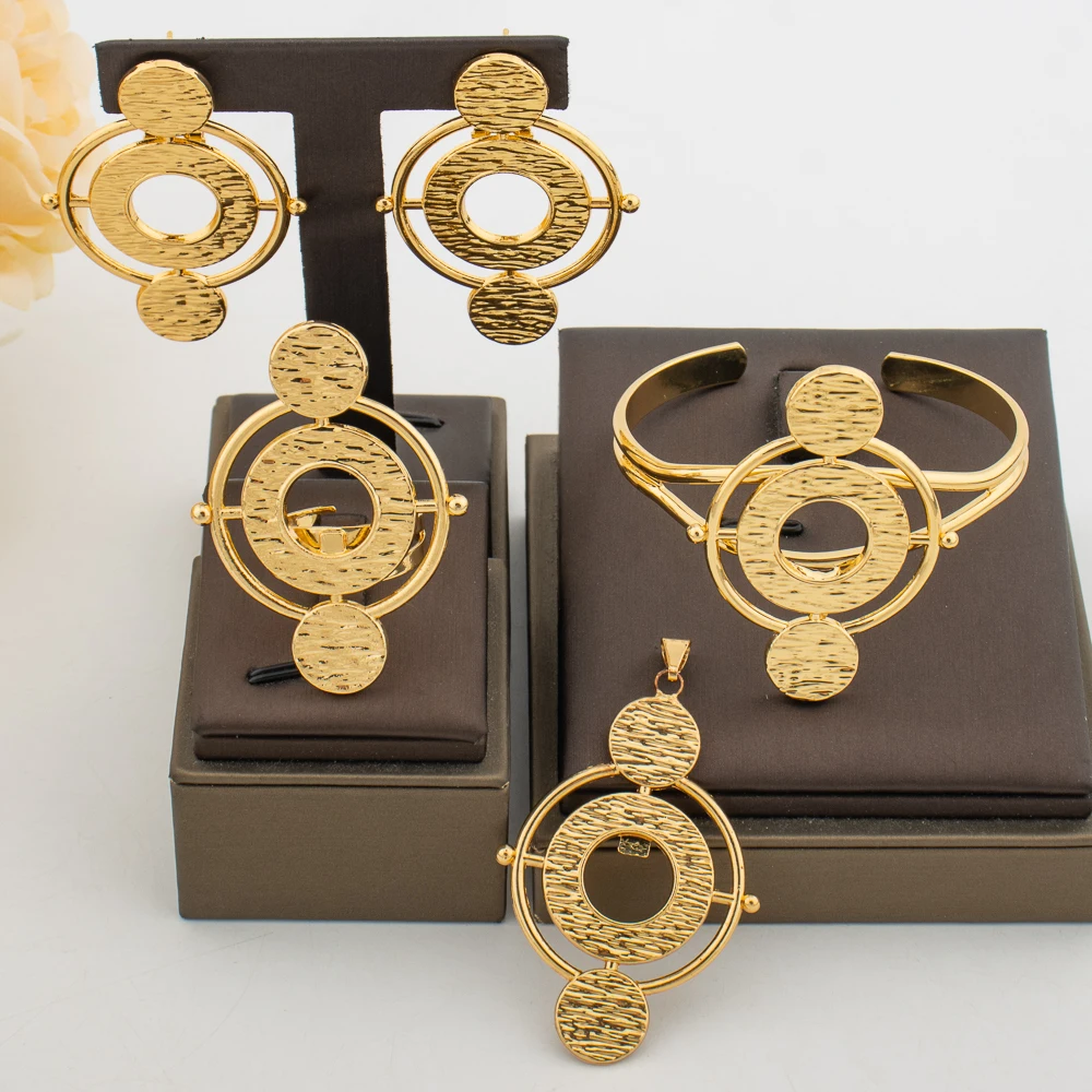 

Women's Jewelry Sets Dubai Gold Color Pendant Wedding Earrings Luxury Bridal Cuff Bangles Adjustable Ring Jewelry Accessories