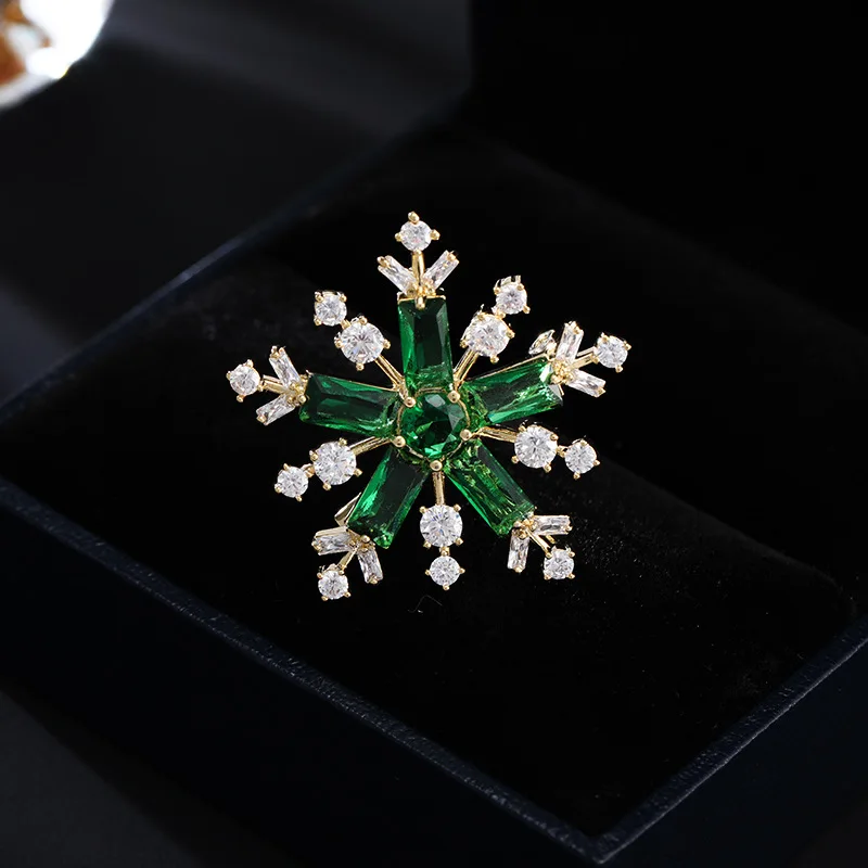Chinese Style Auspicious Lucky Yellow Zircon Snowflake Brooch Elegant Women Suit Cardigan Anti Exposure Versatile Decorative Pin