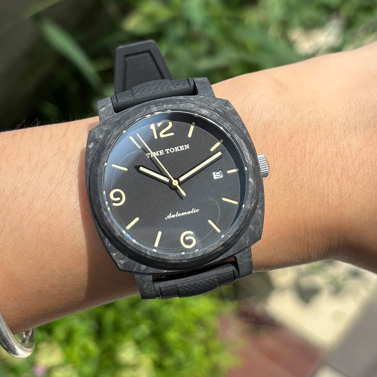 TIME TOKEN Carbon Fiber Automatic Watch Mens Luminous Hands Calendar Display Waterproof Rubber Band Mechanical Wrist Clock T538