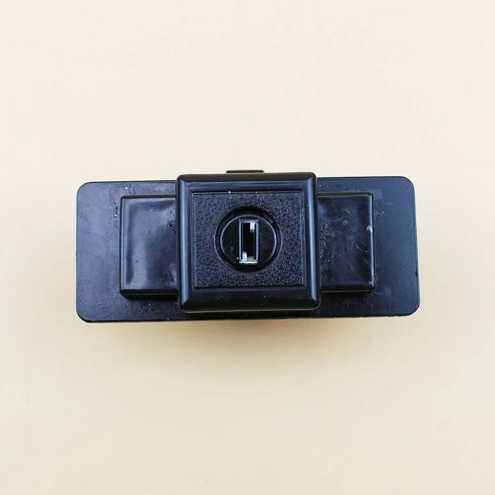 Car Styling Glove Box Lock Assembly with Keys MB846665 MB846666 for Mitsubishi Montero Pajero V31 V32 V33 1990-2000