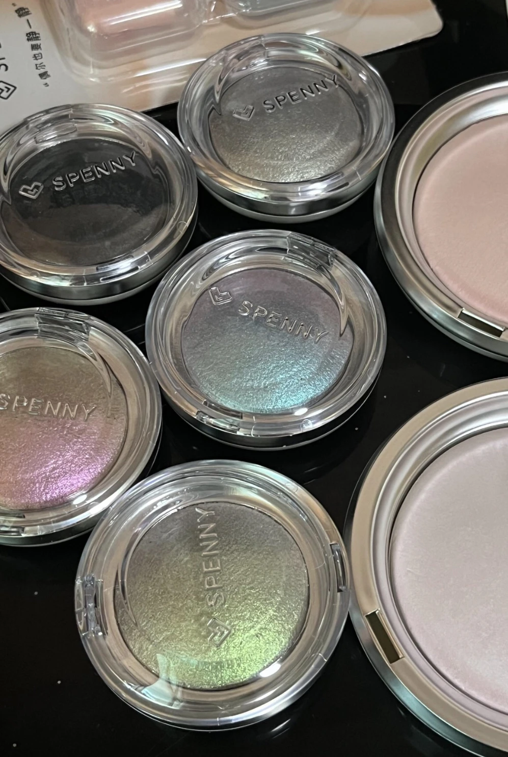 Spenny Glitter Sombra de ojos camaleón óptico de larga duración Fácil de usar Sombra de ojos Maquillaje de sombra de ojos monocromática