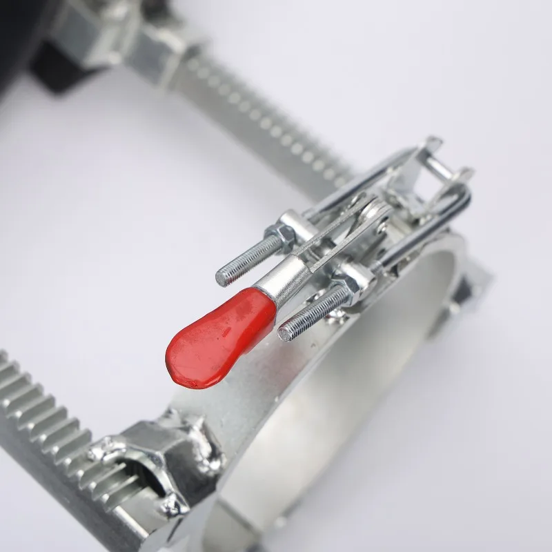 PE/PP silent siphon drain pipe butt socket fastener straight pipe pusher installation tensioning artifact tool