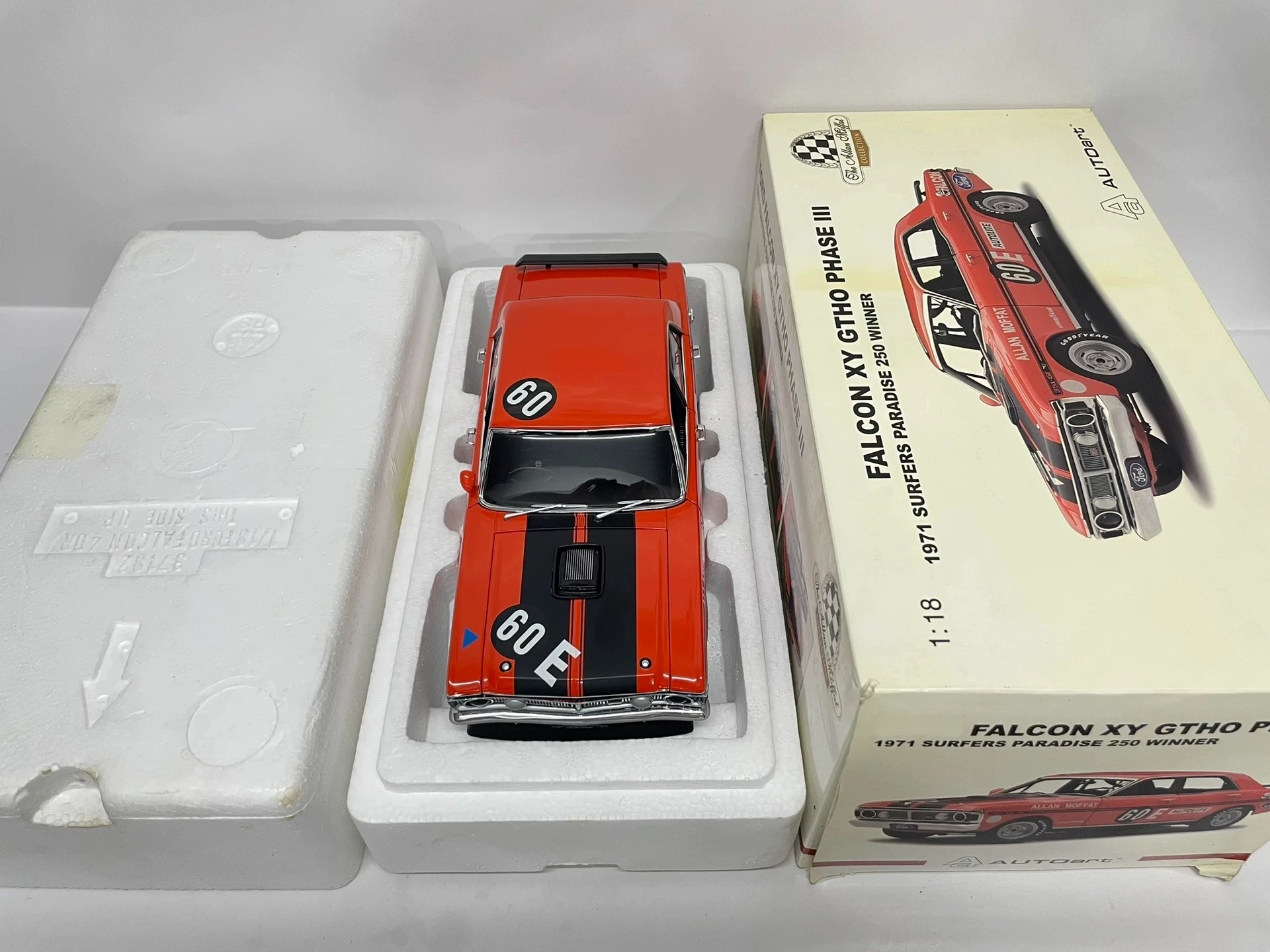 Autoart 1:18 Falcon XY 1971 #60 Simulation Limited Edition All Open Alloy Metal Static Car Model Toy Gift
