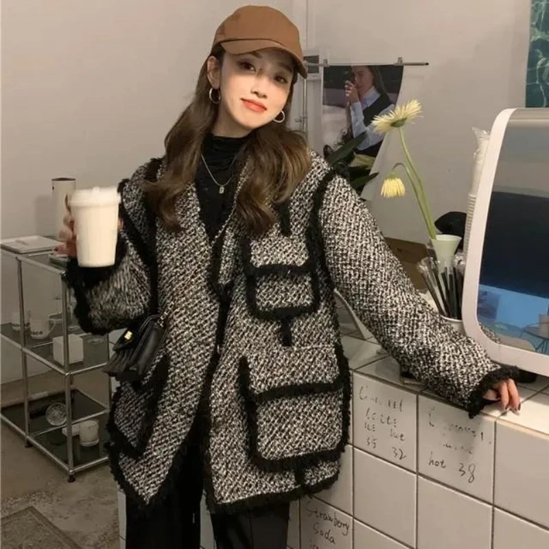 

Маленькое ароматное твидовое пальто женское, осень-зима 2021, новая корейская версия темперамента, свободное тонкое твидовое пальто, красивое