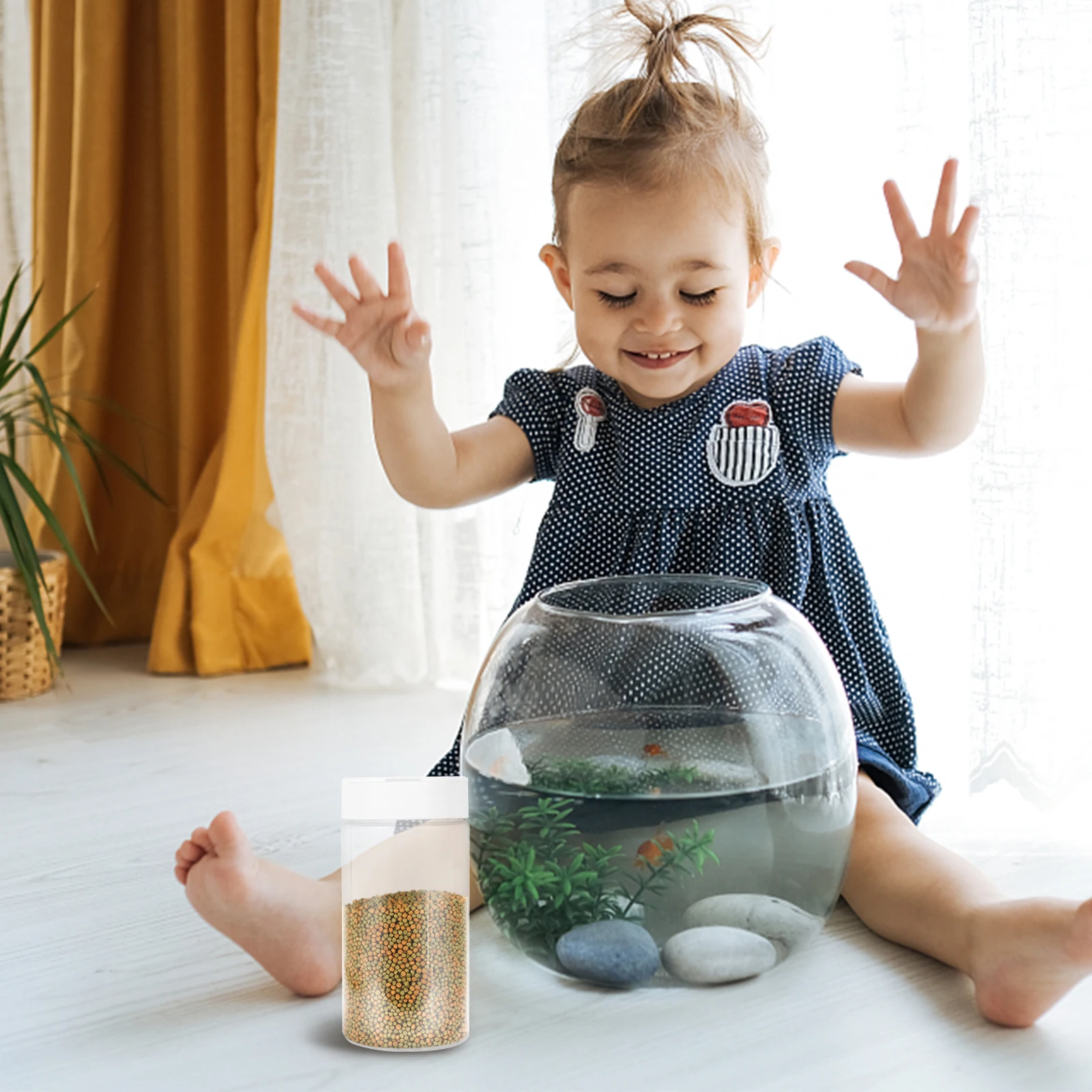 

2pcs Fish Tank Feeding Device Transparent Plastic Bottles Aquarium Pets Storage Containers Fish Feeders Large Capacity Practical