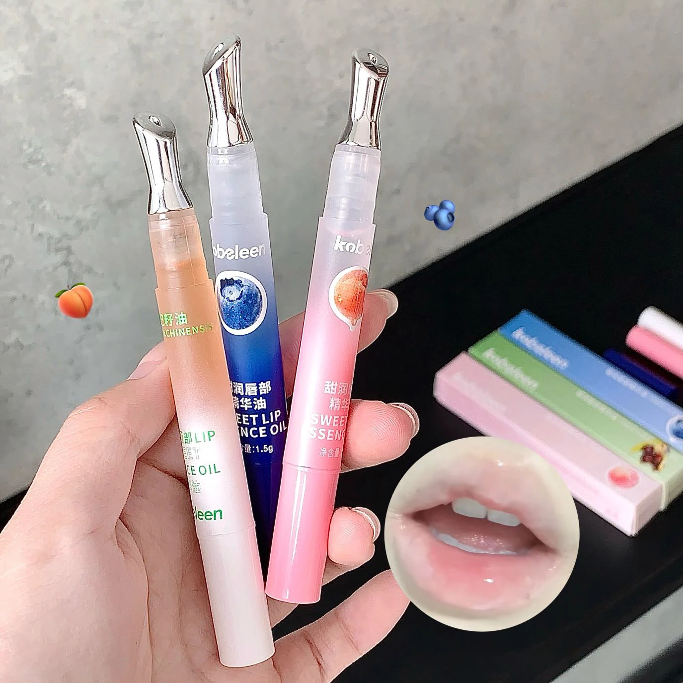 Description Picture 6 of itemPeach Lip Oil Hydrating Mirror Lip Gloss Moisturizing Non-sticky Lip Tint Lips Plumper Autumn and Winter Lips Care Serum Primer