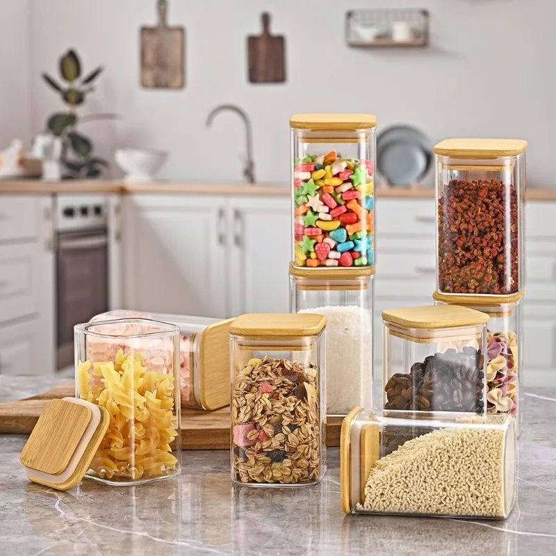 Pots à épices vides en verre borosilicate résistant, lot de 12 pièces de 8 oz, avec 72 étiquettes imprimées et 20 étiquettes à écrire pour le rangement du garde-manger et l'organisation de la cuisine familiale, petite bouteille.