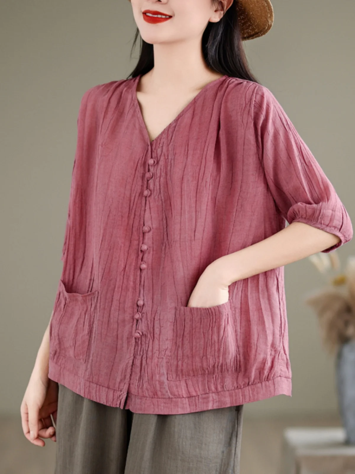 

Loose Casual Women's irt V-ne ort Sve Single Button Artistic Sle Commute Faion Single-color Regular Sve Length