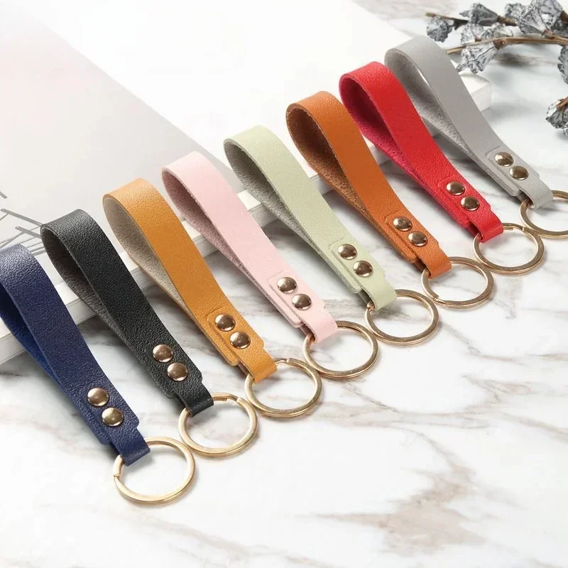 Vintage Leather Keychain Pendant Bag Car Key Chain Holder for Men and Women Keyring Gift