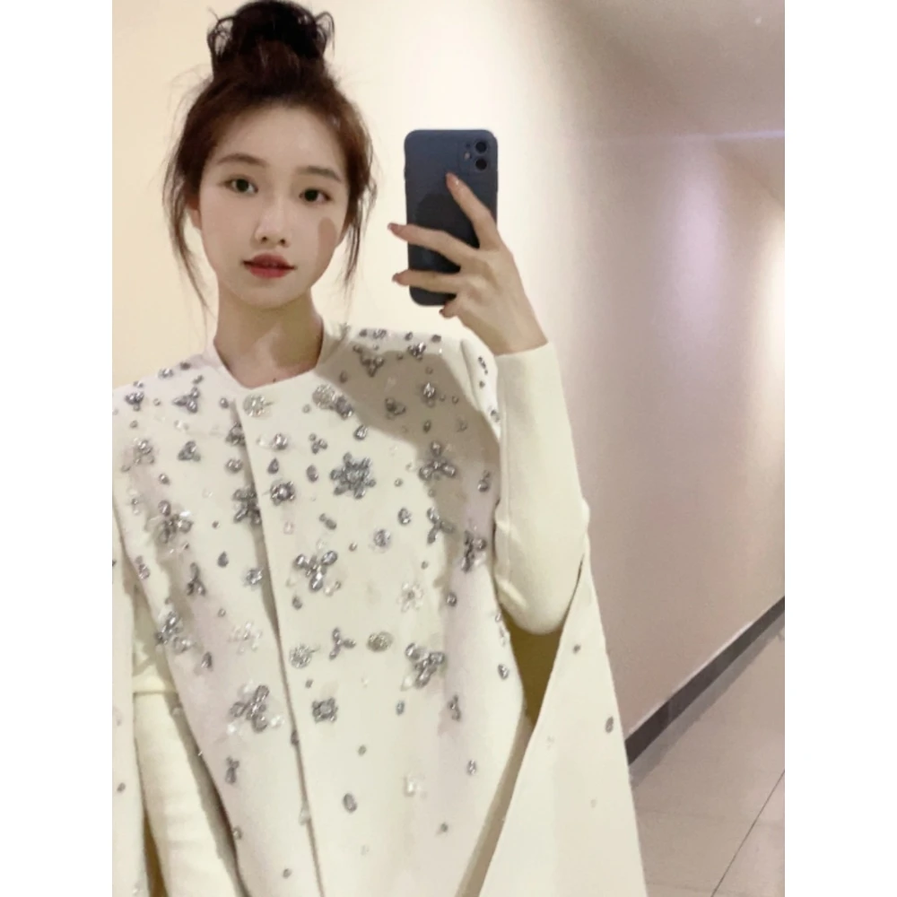 

Exquisite Beadings Woolen Cape Coat For Women Fall And Winter 2025 Celebrity Casual Elegant Shawl Outwear Cloak White Black