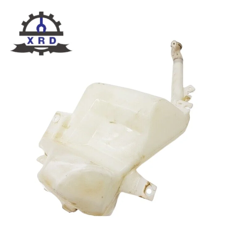 

MN182568 2271900 Front Windshield Washer Tank for Mitsubishi L200 Ka0Kb0 Cab MN182568