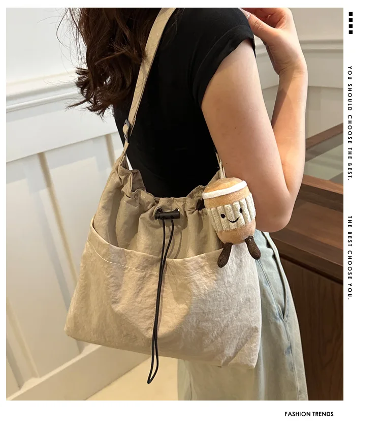 

New nylon canvas bag for women, fashionable commuting shoulder bag, large capacity tote bag, casual crossbody bag for women