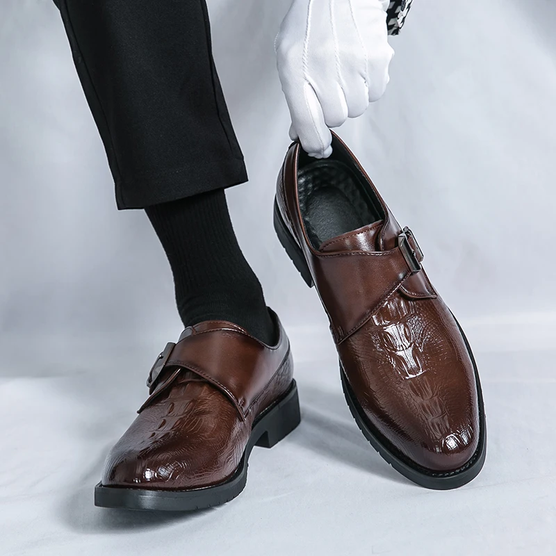 

Men Business Dress Shoes Crocodile Pattern British Style Single Buckle Groom Wedding Shoes