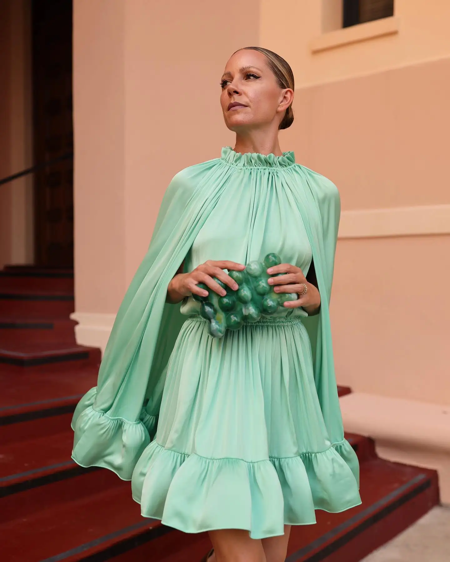 Vestido de fiesta de graduación corto con mangas y capa para mujer, vestido Formal de calle, color verde menta, diseño elegante, 2023