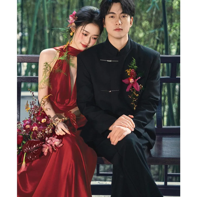 فستان نخب الساتان أنيق برقبة رسن فستان خطوبة الزفاف الراقية الخفيفة الفاخرة المتخصصة الأحمر على الطراز الوطني الزفاف