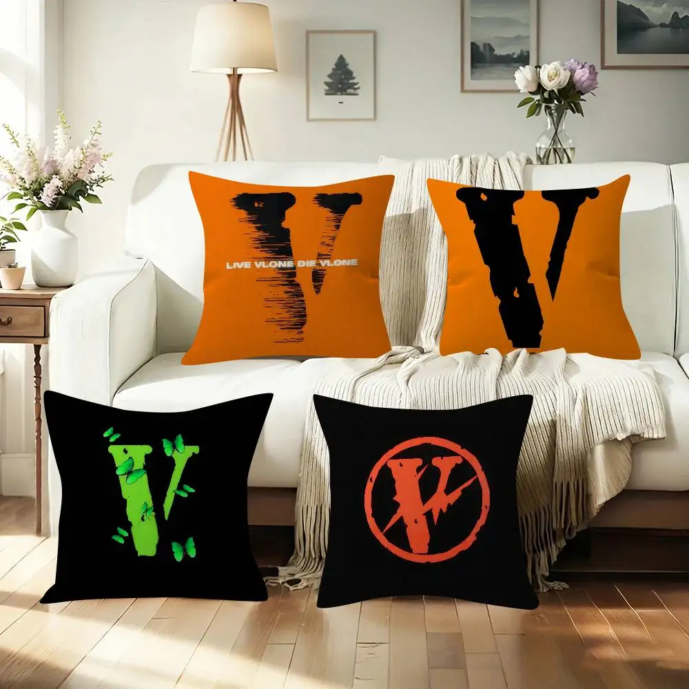 Funda de cojín decorativa 45x45cm para hogar, oficina, dormitorio, sofá, coche, tendencia de moda VLONE Anime