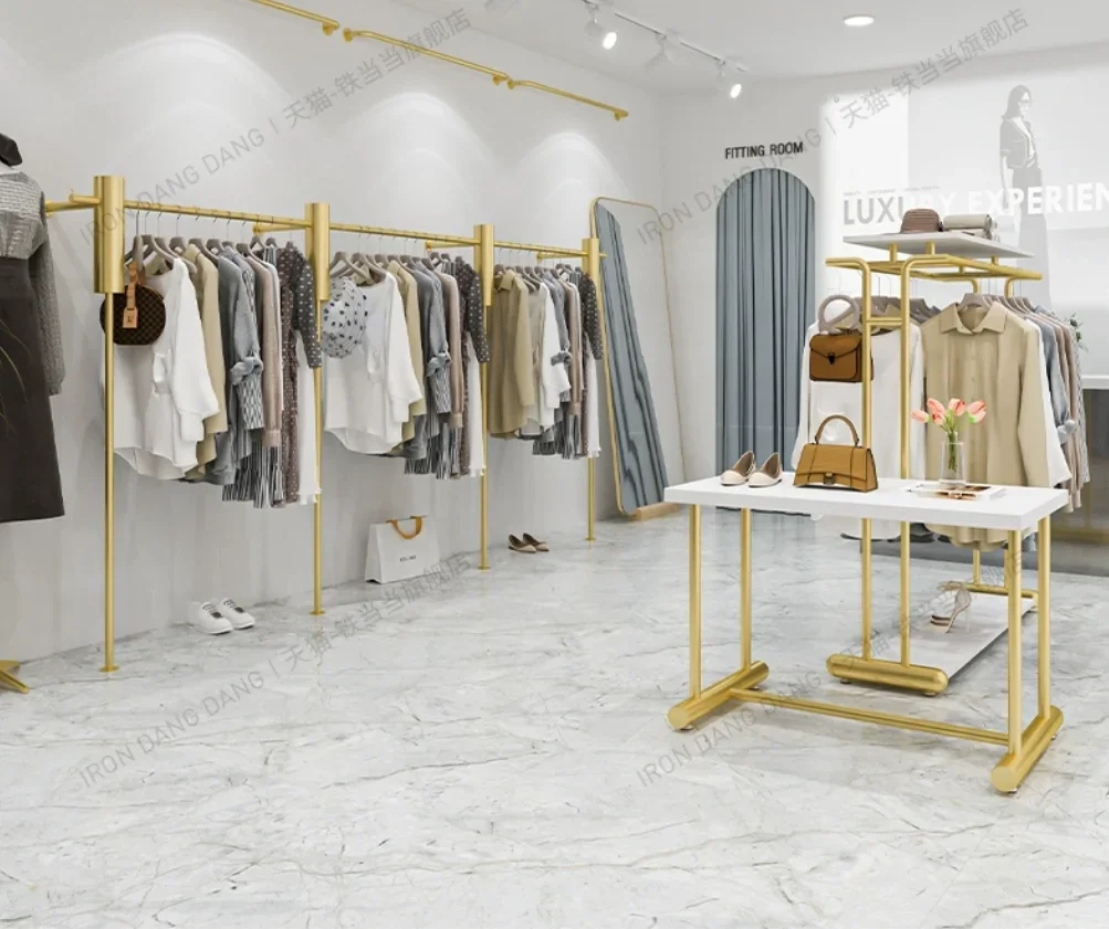 

Настенная вешалка для одежды из кованого железа с нанопокрытием под золото, золотая демонстрационная полка для одежды из кованого железа, для магазина женской одежды