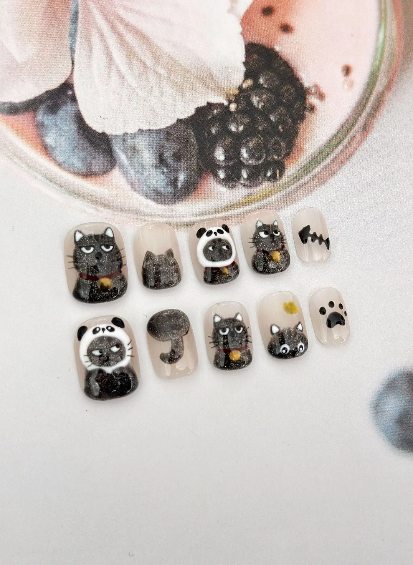 10 peças bonito dos desenhos animados infantil imprensa em unhas artesanal gato preto não feliz panda espinha de peixe garra de gato curto remendos de unhas falsas