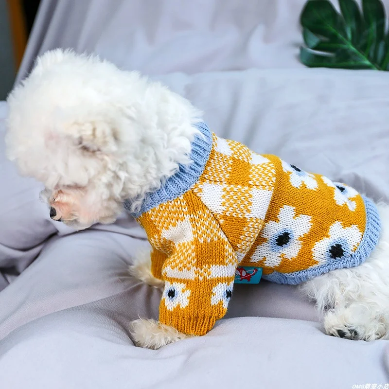 1PC Pet Clothing Dog Autumn and Winter Warm Thickened Pullover Ginger Flower Knitted Elastic Sweater For Small Medium Dogs