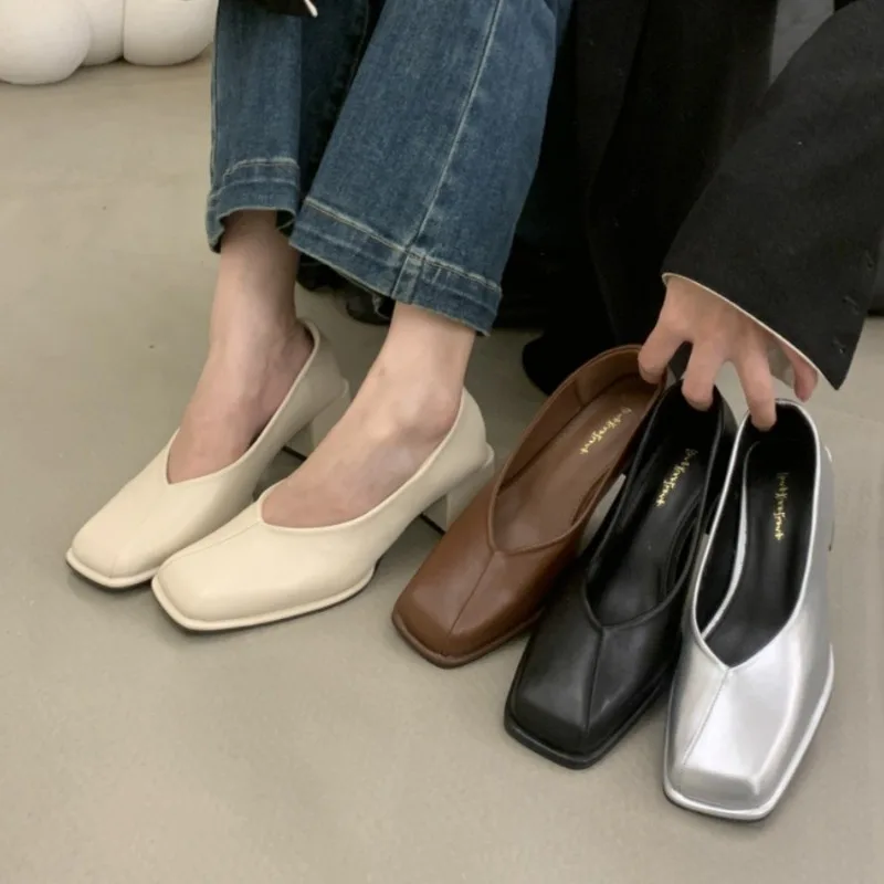 

2024 New Autumn Design Chunky Heel Square Toe Shallow Mouth Flat Retro Comfortable Soft Mary Jane Shoes Zapatos De Mujer