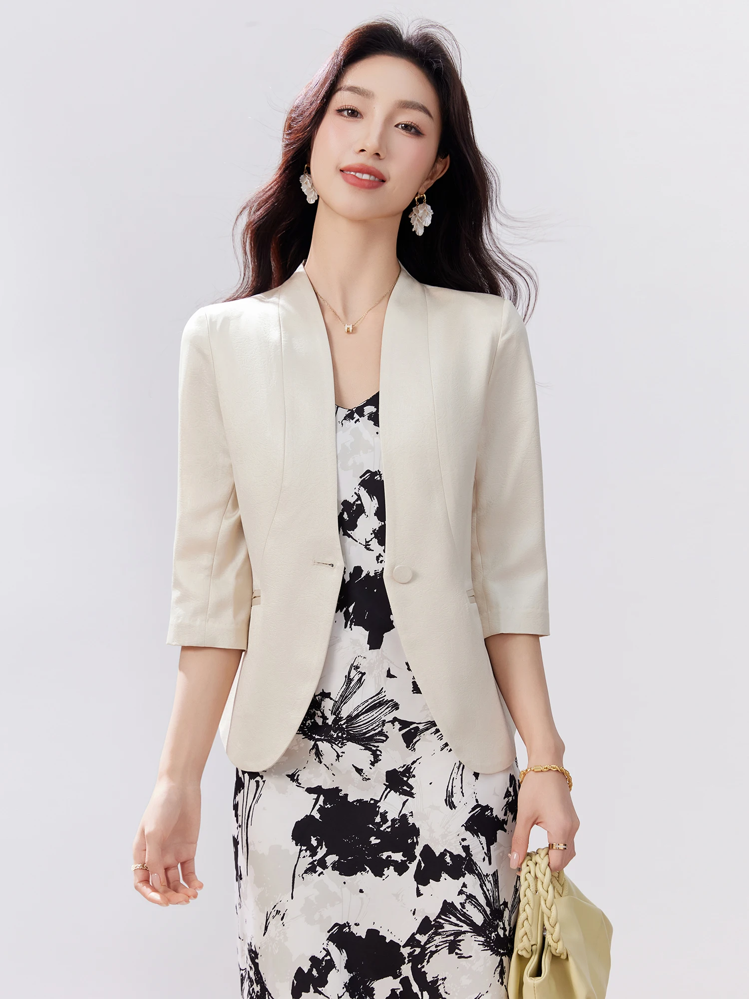 

Elegant Casual Women's Suit Jacket Three-Quarter Sleeve No Collar Spring New Style Fashionable Polyester Fiber Standard Fit