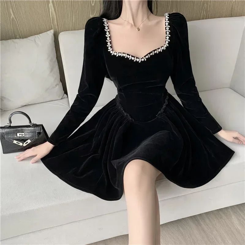 French Sweet Short Black Dress Ladies High End Retro Diamond Sqaure Neck Velvet Puff Dress Sexi Long Sleeve Autumn Party Dresses