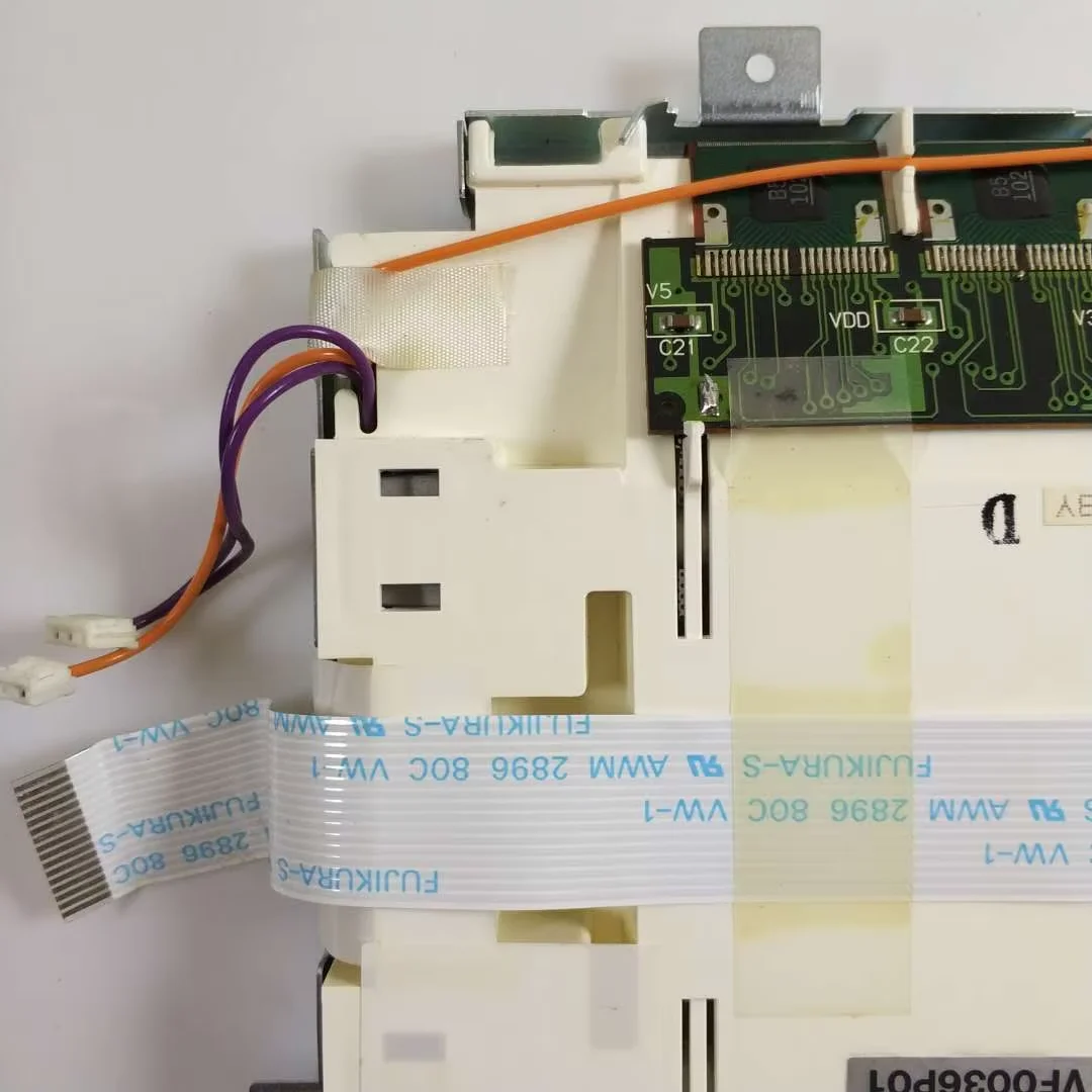 LM64135Z ЖК-экран