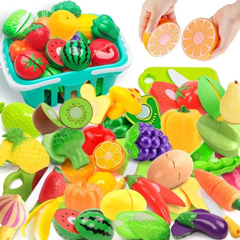 Zabawki dla dzieci: plastikowe jedzenie do krojenia, akcesoria do zabawy w gotowanie, owoce i warzywa z koszykami na zakupy, prezenty dla dzieci.