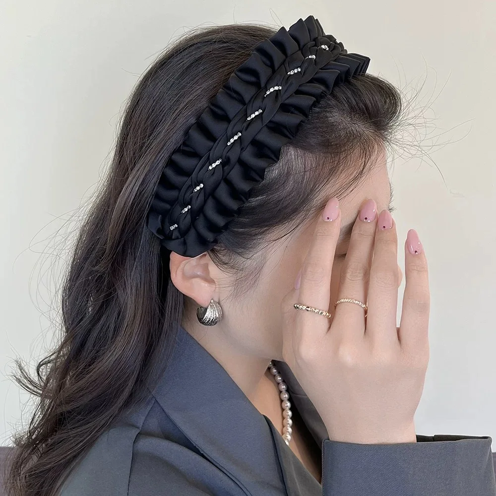 

AWAYTR Korean Fashion Women Fabric Headband Solid Color Pleated Hairband Turban Rhinestone Headwear Hair Accessories Wholesale