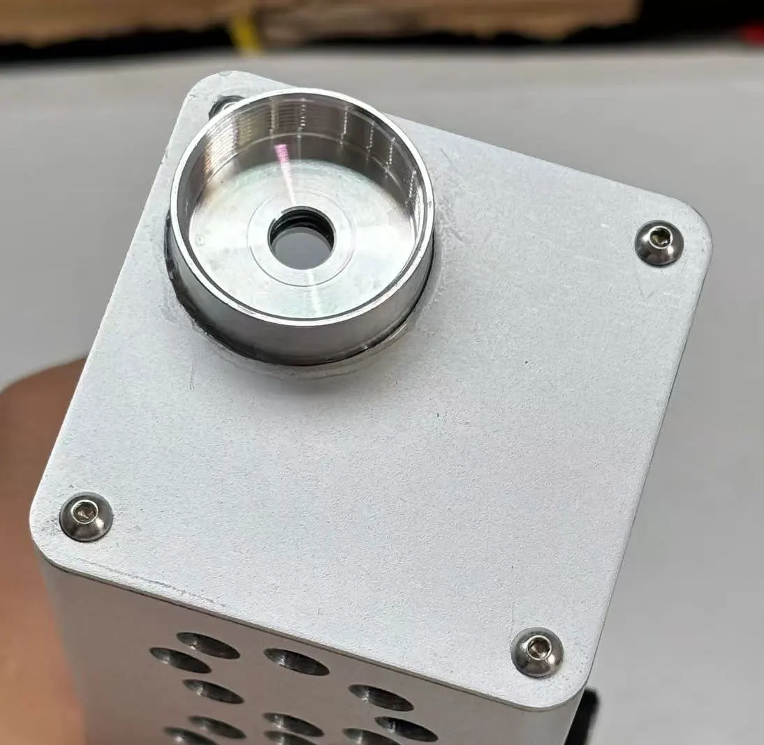 مصدر مضخة مشعل ليزر محمولة بقدرة 120 وات، ضوء أحمر محوري، معدات بدء تشغيل الحريق للتخييم في الهواء الطلق