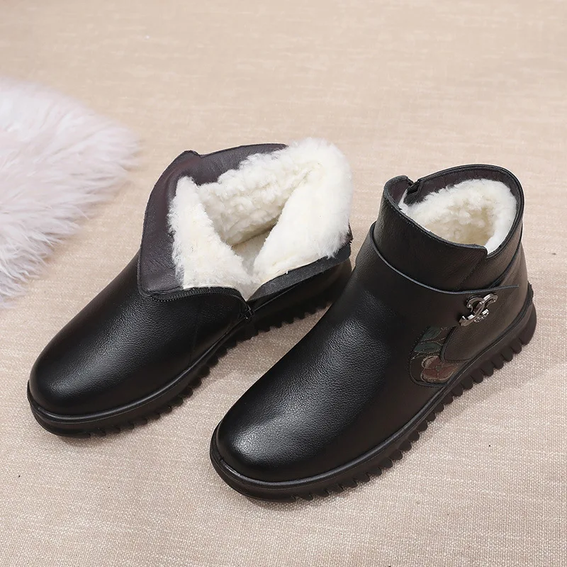 GKTINOO Fashion Winter Women Genuine Leather Ankle Boots Female Thick Wool Warm Snow Boots Mother Waterproof Non-slip Booties