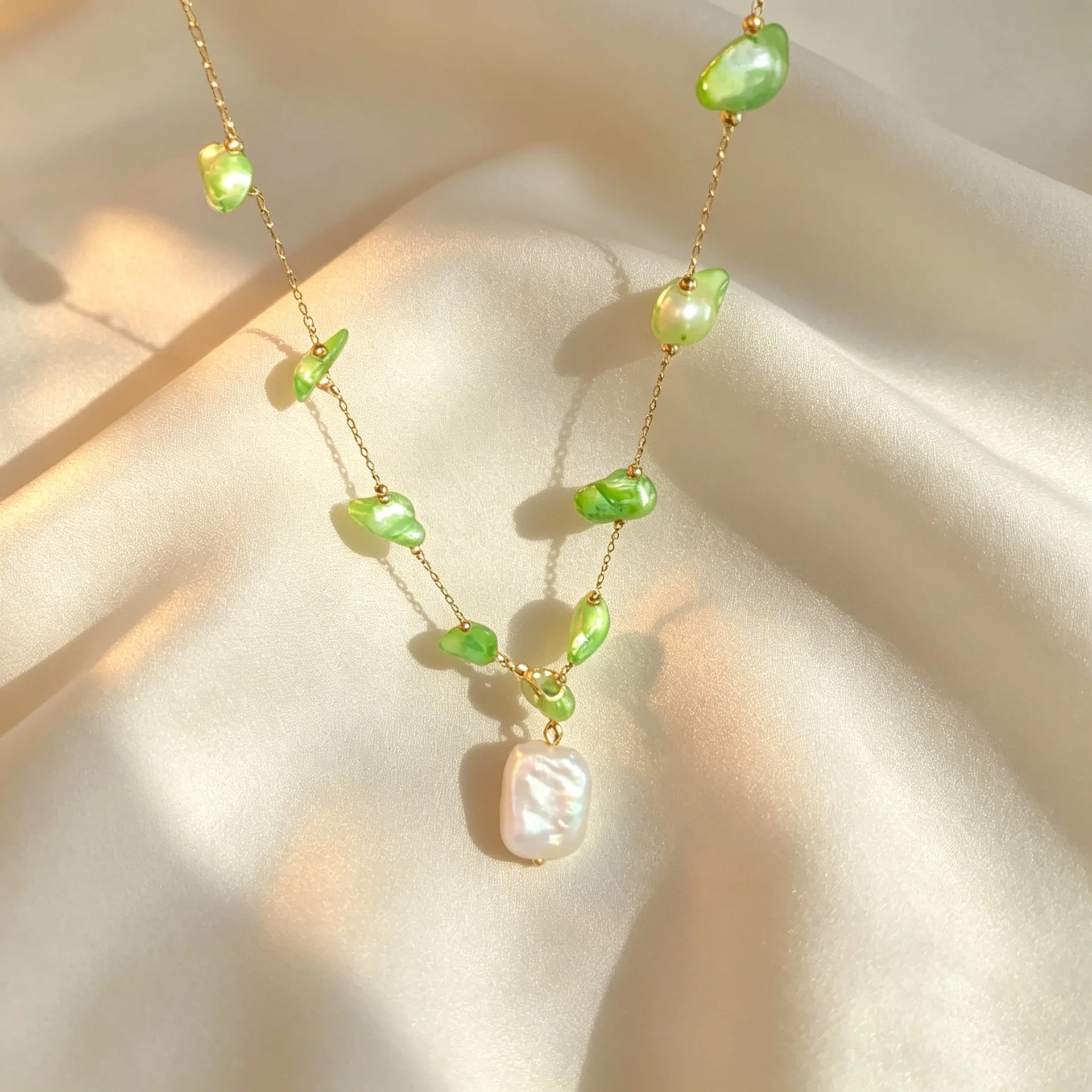 Handmade Crushed Stone Beads Long Sweater Necklace Vintage French Baroque Irregular Pearl Elegant Stackable Women Neck Ornament
