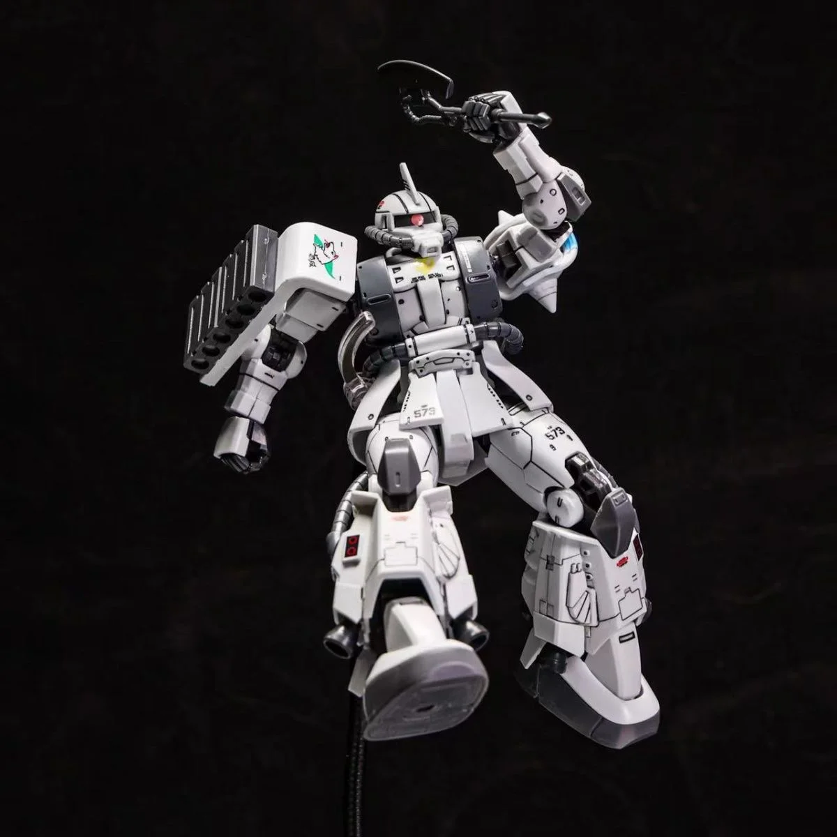 Xingdong 1:144 Hg White Wolf Zaku Modele montażowe Gto Zaku2 Figurka Mech Ms-05 Zaku Statuetka Anime Kolekcja figurek Zabawka dla dzieci