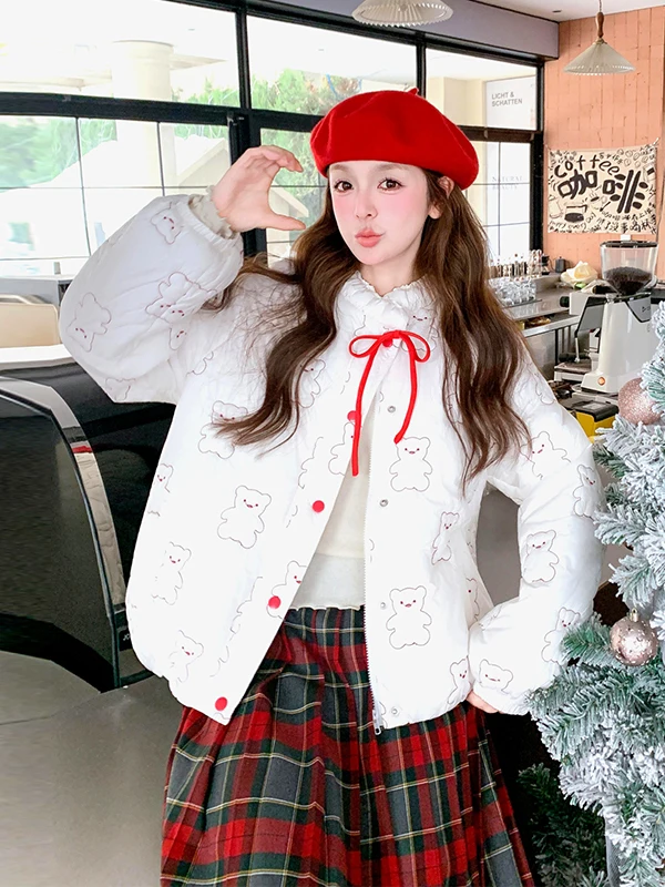 معطف شتوي نسائي أنيق بياقة عالية مزين بتطريز دب لطيف، سترة دافئة منفوشة بيضاء محشوة بالريش