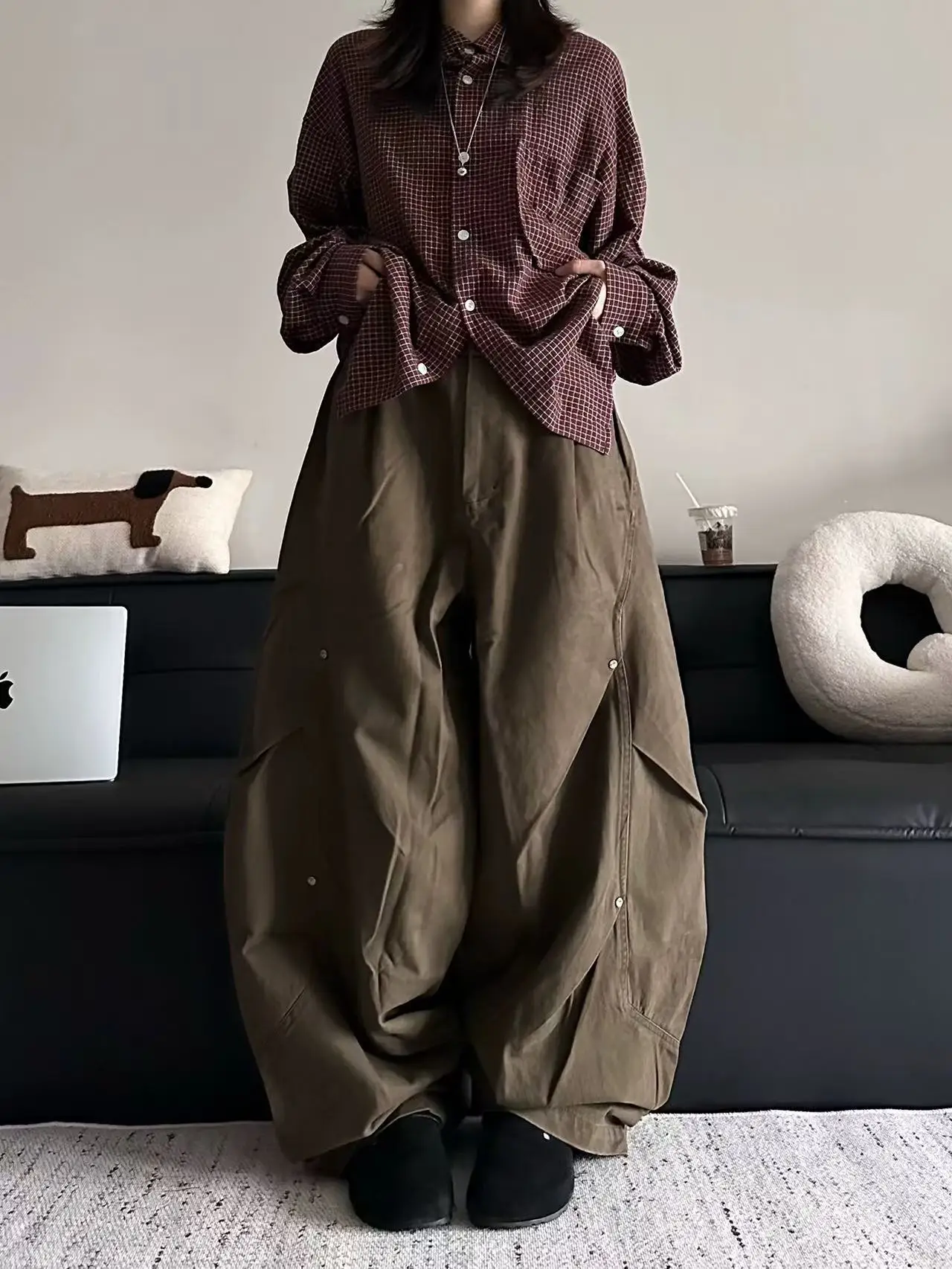 

Retro Japanese Sle Pleated Rivet Knife Casual Pants Men Women Spring Autumn Loose Wide Leg Workwear Straight Floor-Length