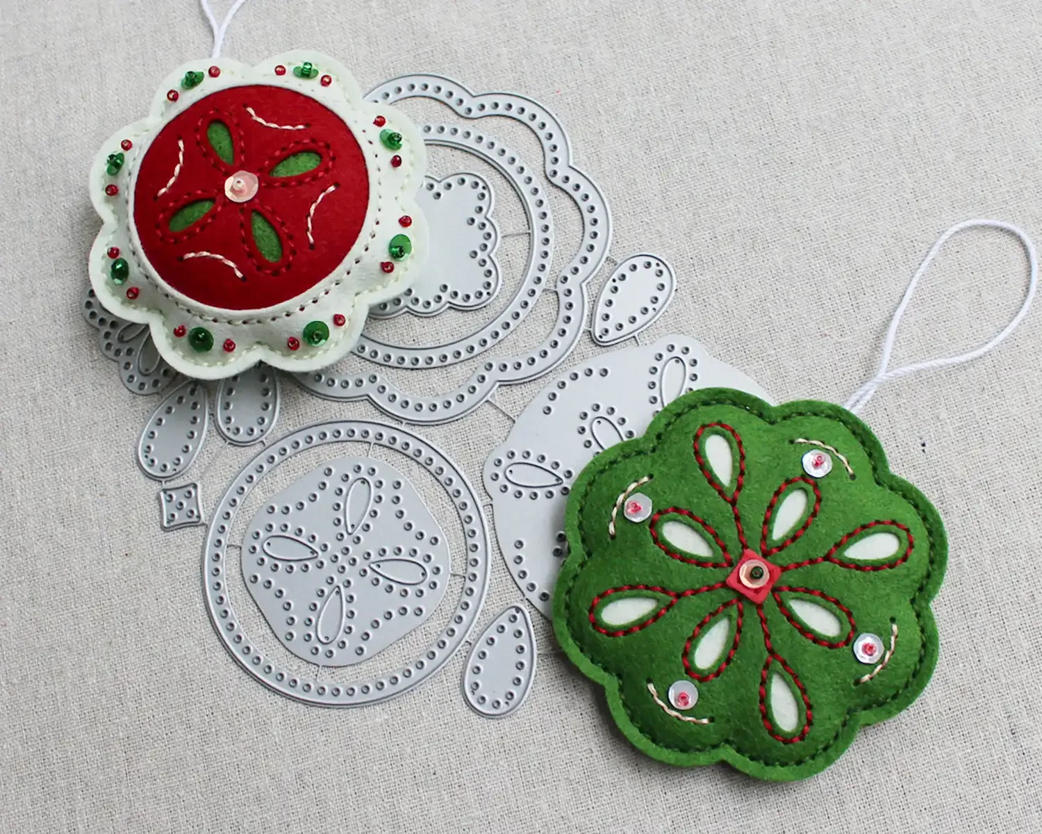 Christmas Evergreen Tree Heart Gingerbread Metal Cutting Dies for DIY Decorating Scrapbook Paper Card Album Embossing Craft 2024