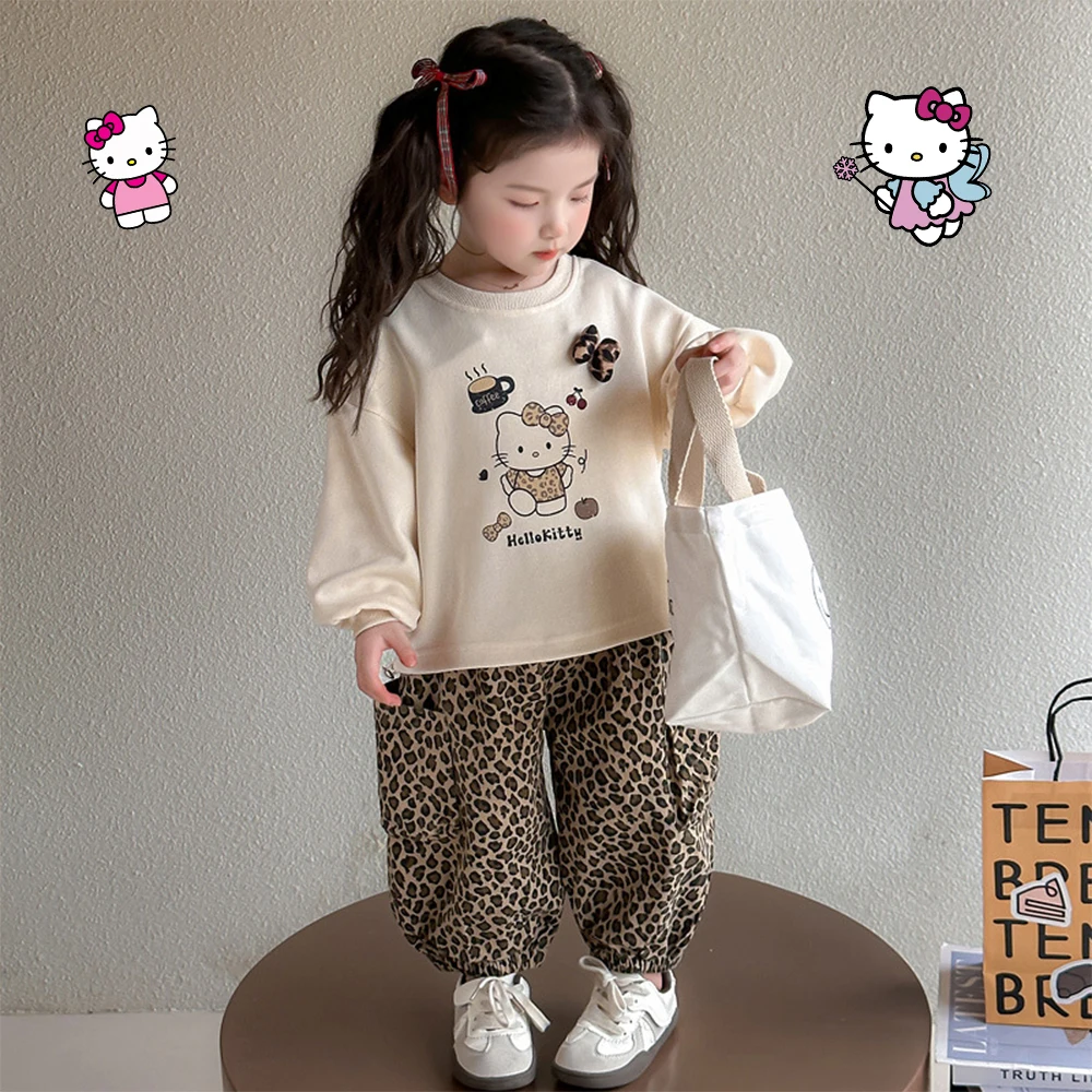 

Kawaii 2 шт. милый детский комплект Hellokitty для девочек на весну и осень, стильный комплект Sanrio с героями мультфильмов, аниме, модные топы с героями мультфильмов для отдыха, брюки, подарок